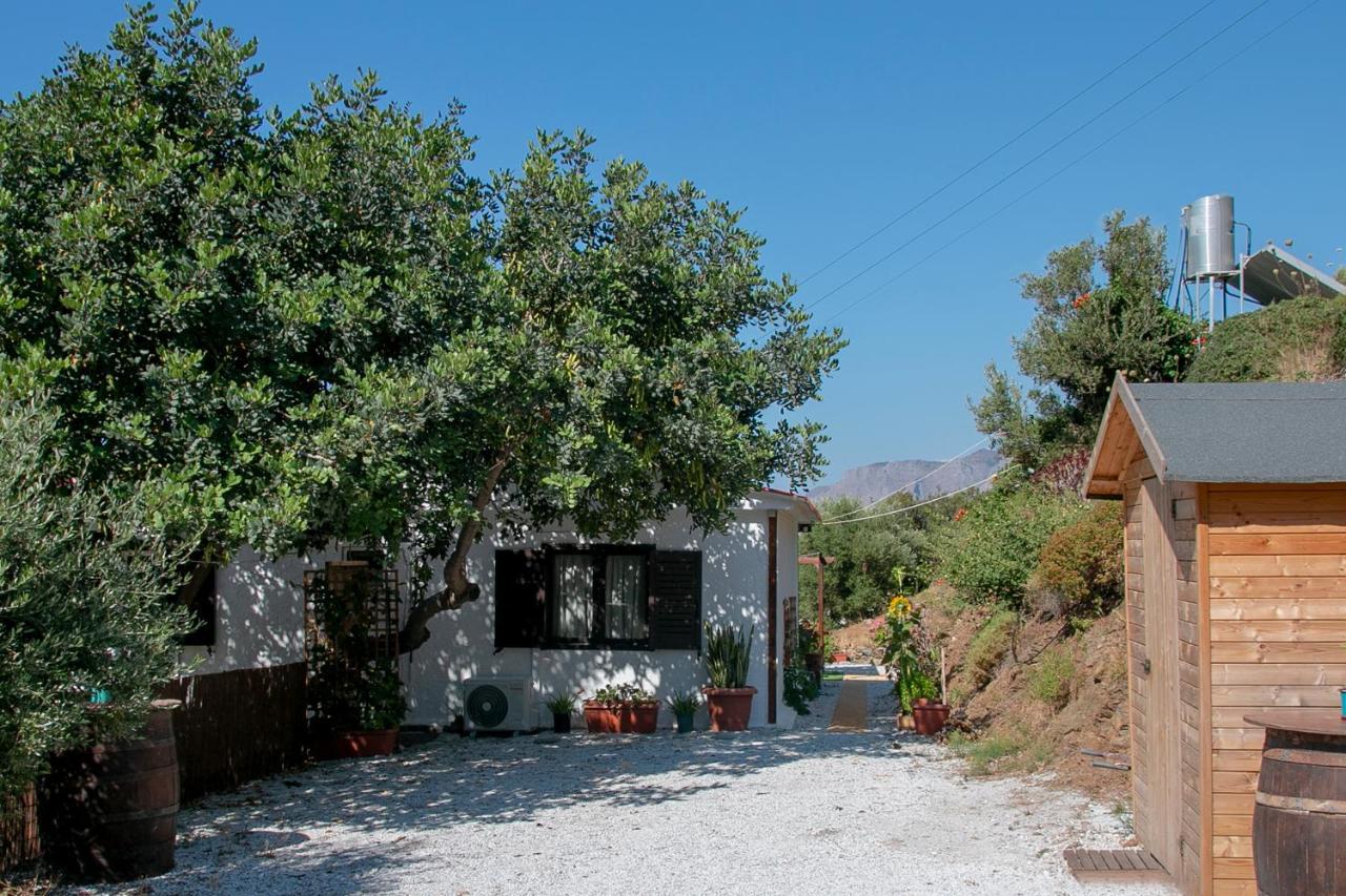 Summer Dream Cottage, 2Br, Beautiful Sea View 모클로스 외부 사진