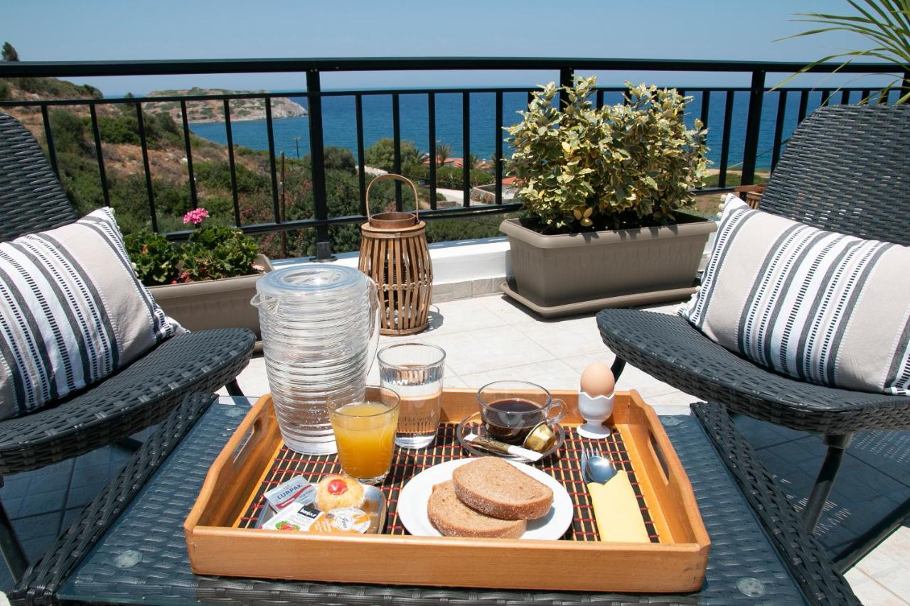 Summer Dream Cottage, 2Br, Beautiful Sea View 모클로스 외부 사진