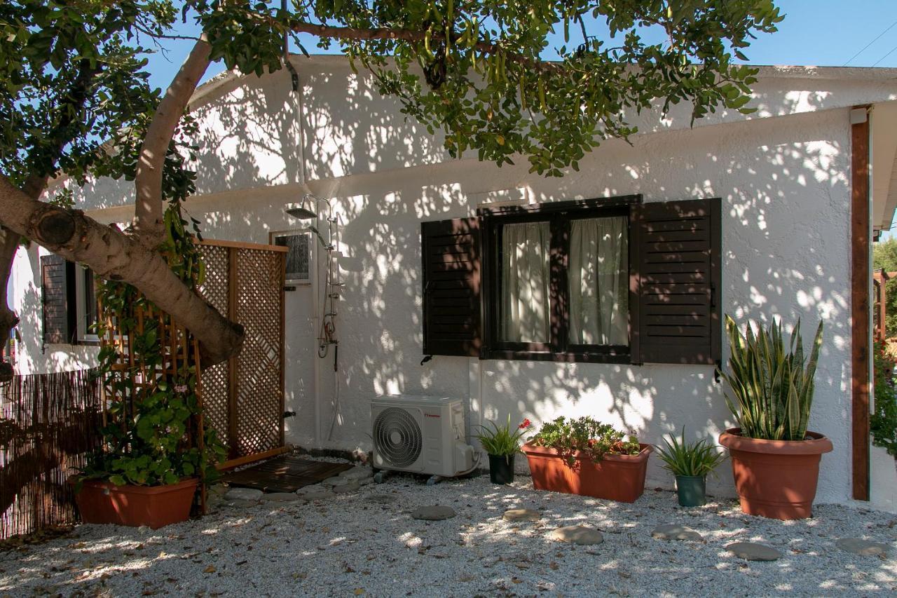 Summer Dream Cottage, 2Br, Beautiful Sea View 모클로스 외부 사진