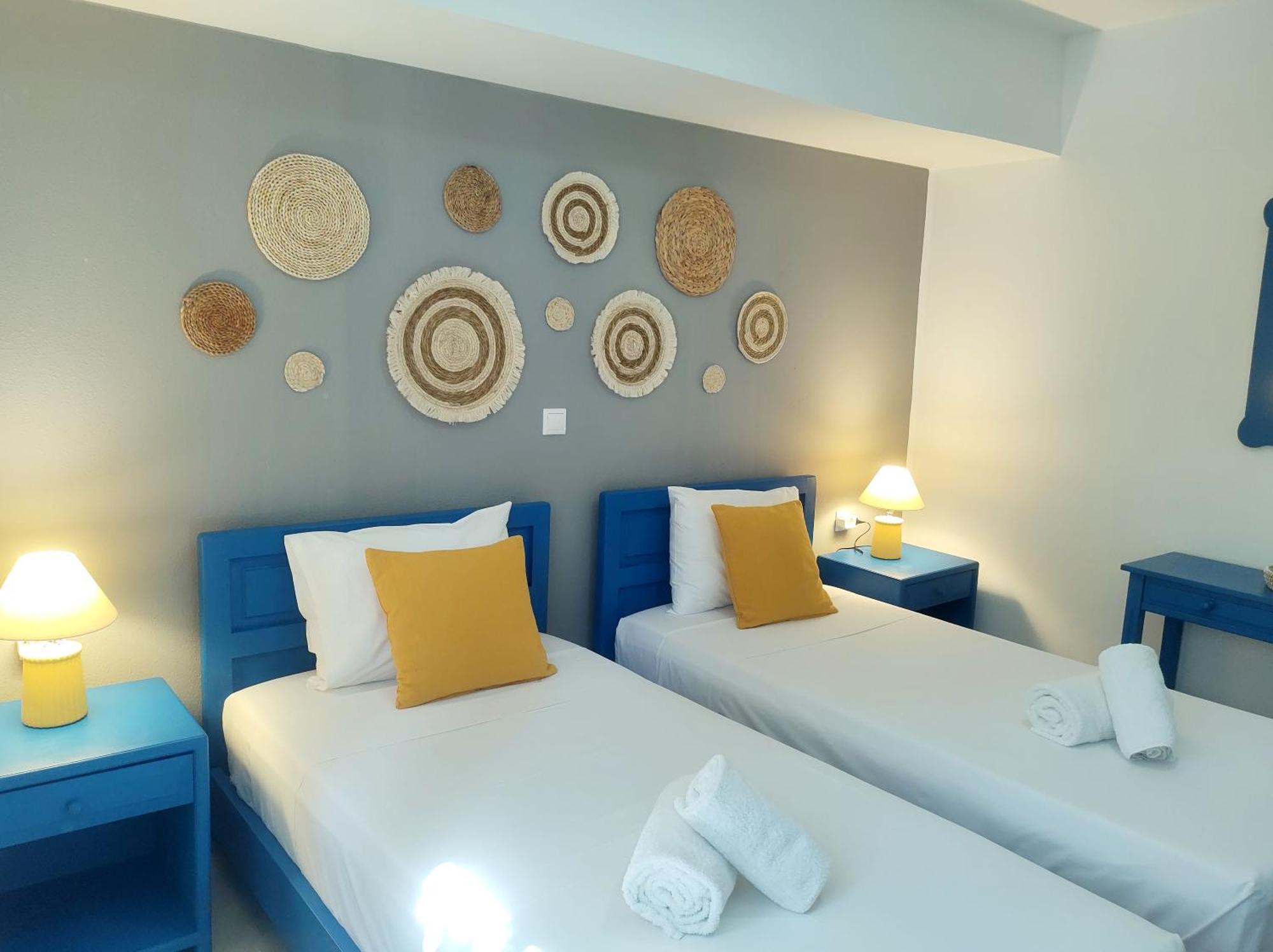 Summer Dream Cottage, 2Br, Beautiful Sea View 모클로스 외부 사진