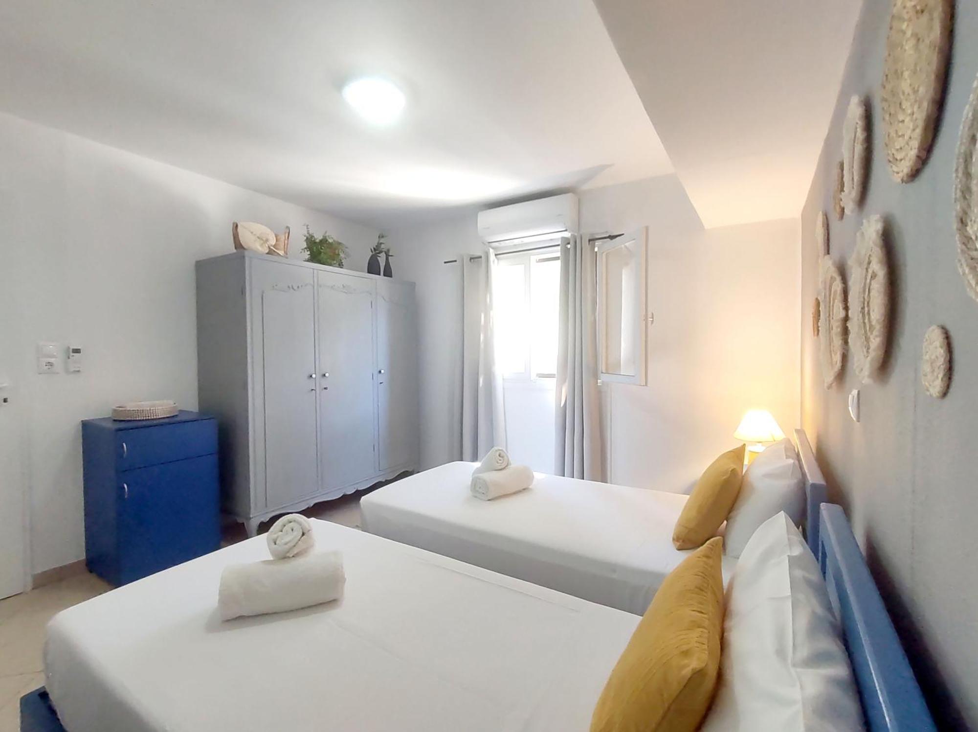 Summer Dream Cottage, 2Br, Beautiful Sea View 모클로스 외부 사진