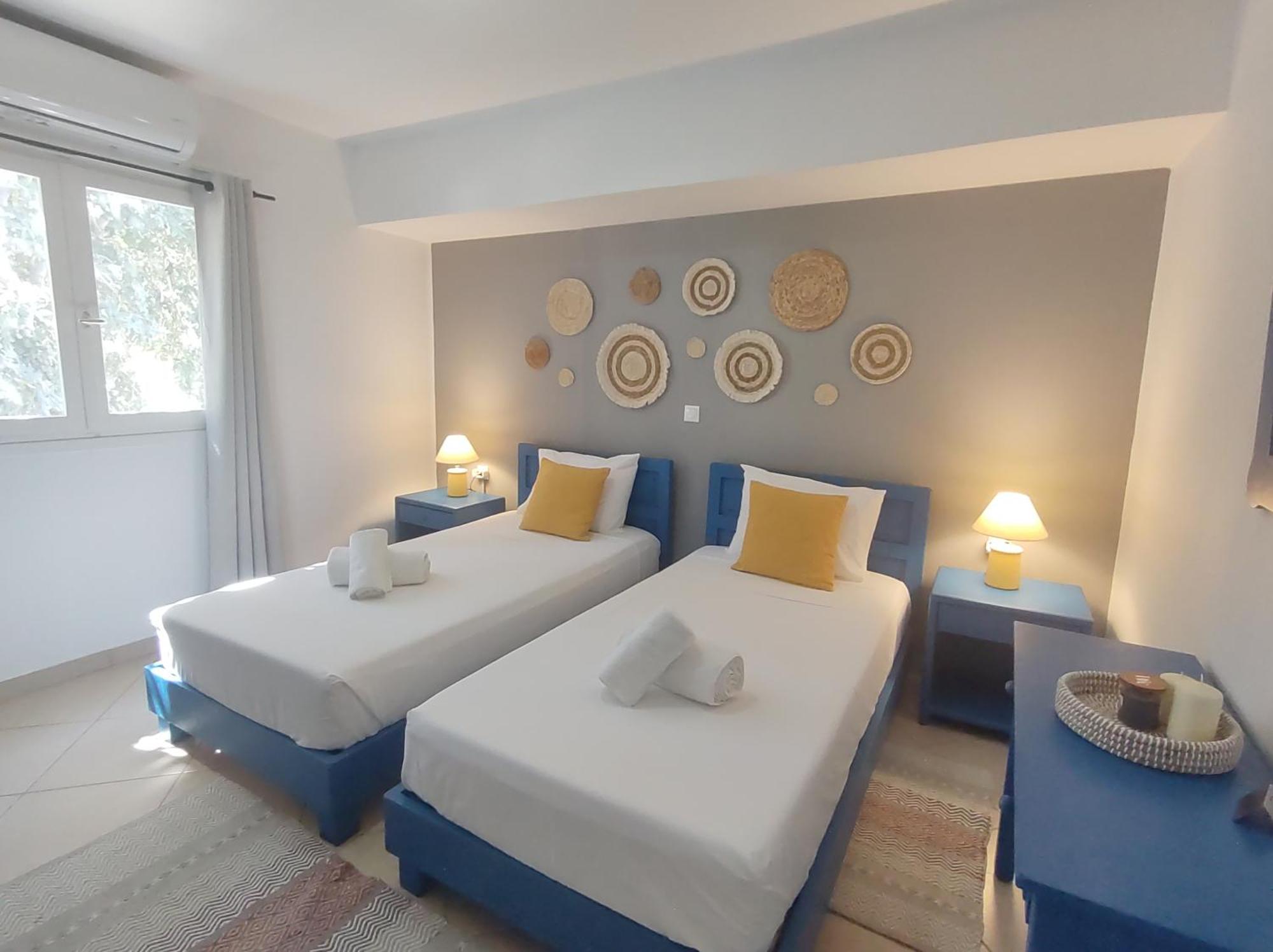 Summer Dream Cottage, 2Br, Beautiful Sea View 모클로스 외부 사진