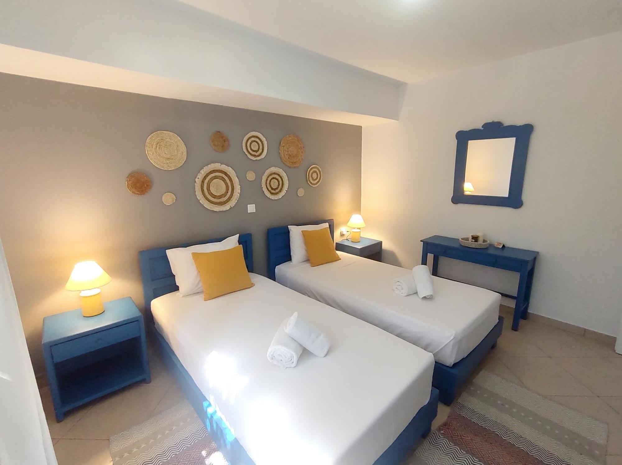 Summer Dream Cottage, 2Br, Beautiful Sea View 모클로스 외부 사진
